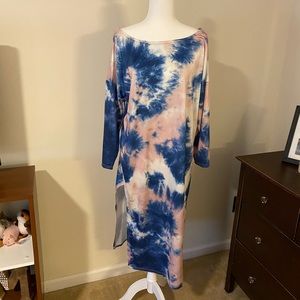 *3 for $20! Tie dye maxi dress